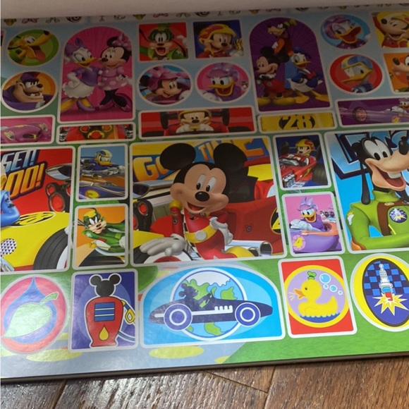🚫SOLD🚫Disney giant activity/sticker pad - Picture 3 of 6